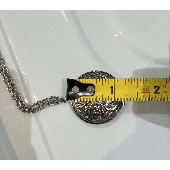 Vintage Silver Tone Round Filigree Locket Pendant Necklace Victorian Goth 24in - Picture 6 of 7